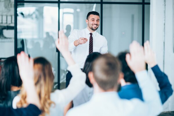 The 2025 Guide to Hiring Offshore Developers: Prevent Frequent Errors Outsourcing IT Remotely