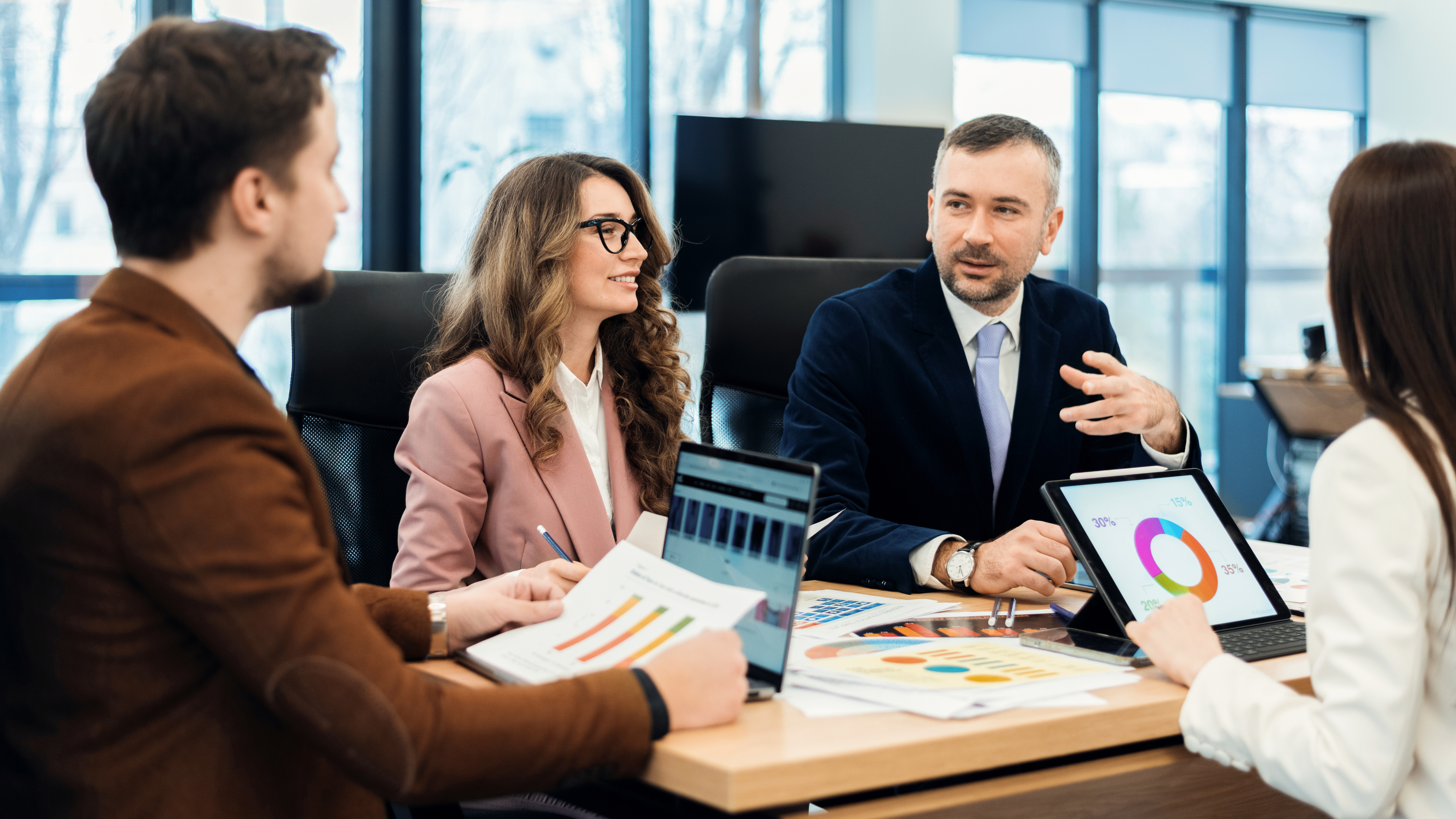 Do companies hire project managers as consultants?